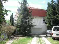 В престижном 12 районе Будапешта предлагается на продажу семейный дом