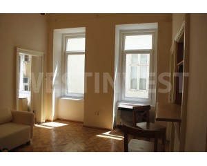 В 6 районе Будапешта предлагается на продажу квартира вместе с арендатором