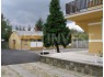 Дом в провинциальном городе Бюк 	