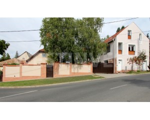 В западной Венгрии, на знаменитом курорте Хевиз предлагается на продажу двухкомнатная квартира