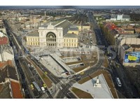 В 7 районе Будапешта, в непосредственной близости к Восточному вокзалу, предлагается на продажу здание под капитальный ремонт.